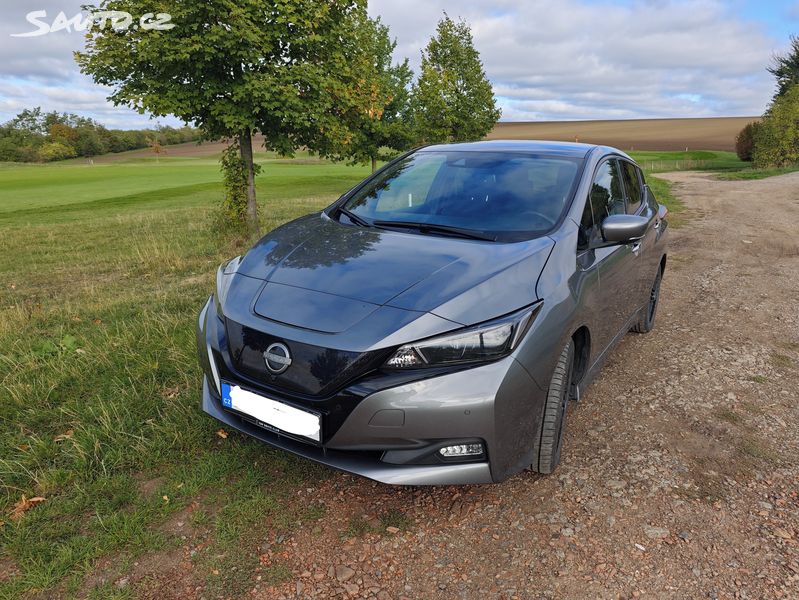 Nissan LEAF, N-CONNECTA 110kW 360° 1.maj